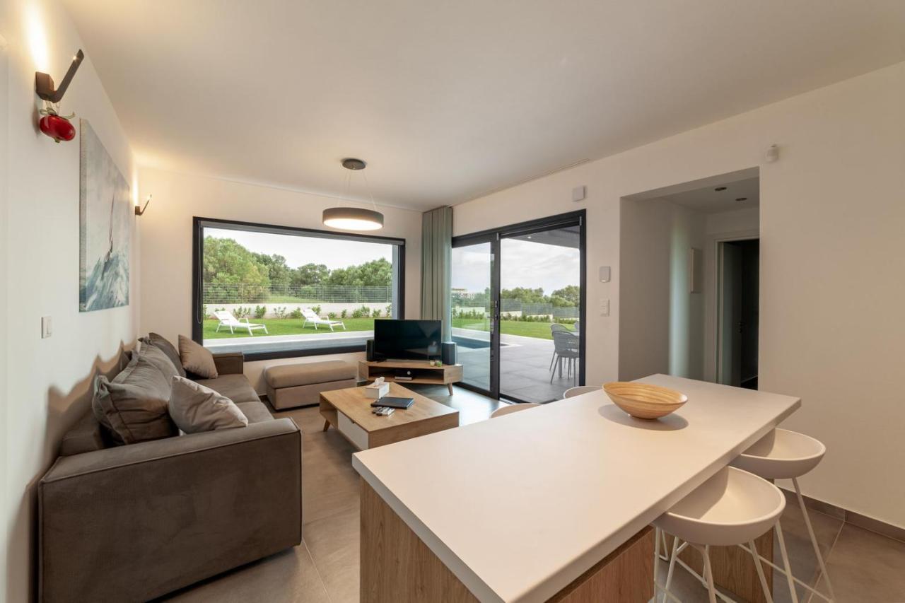 Merelia Luxury Villas - Halkidiki 네아 모우다니아 외부 사진