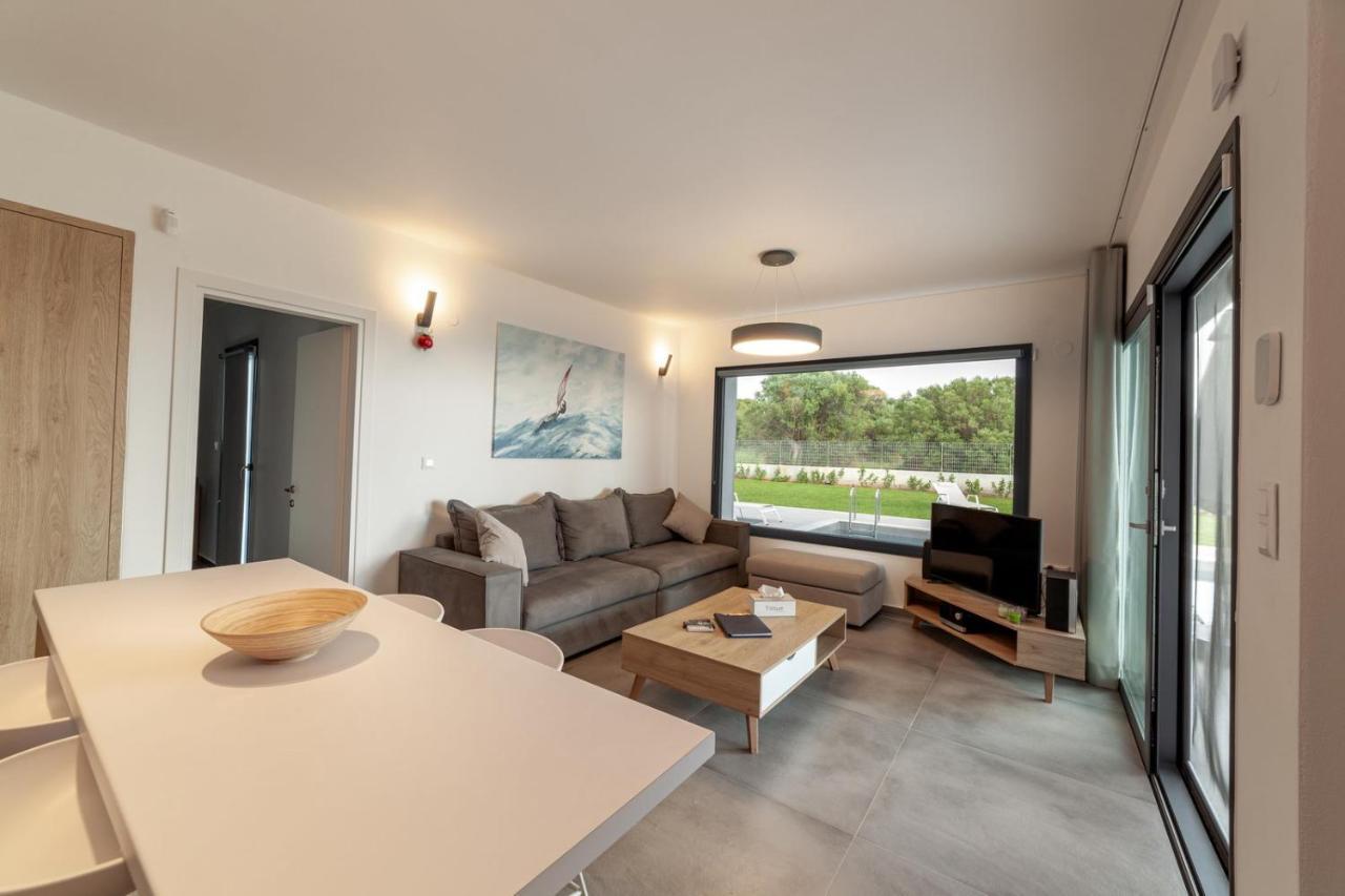 Merelia Luxury Villas - Halkidiki 네아 모우다니아 외부 사진