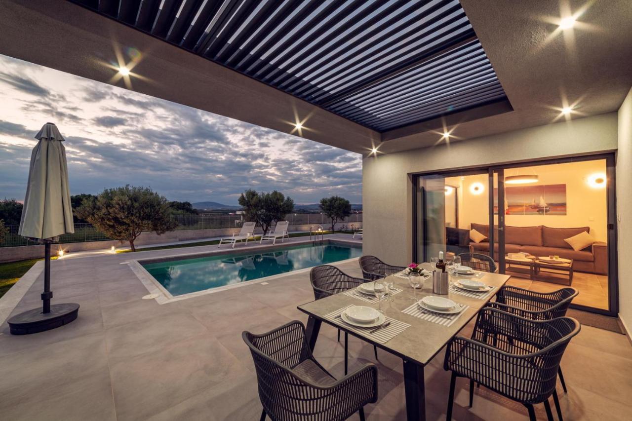 Merelia Luxury Villas - Halkidiki 네아 모우다니아 외부 사진